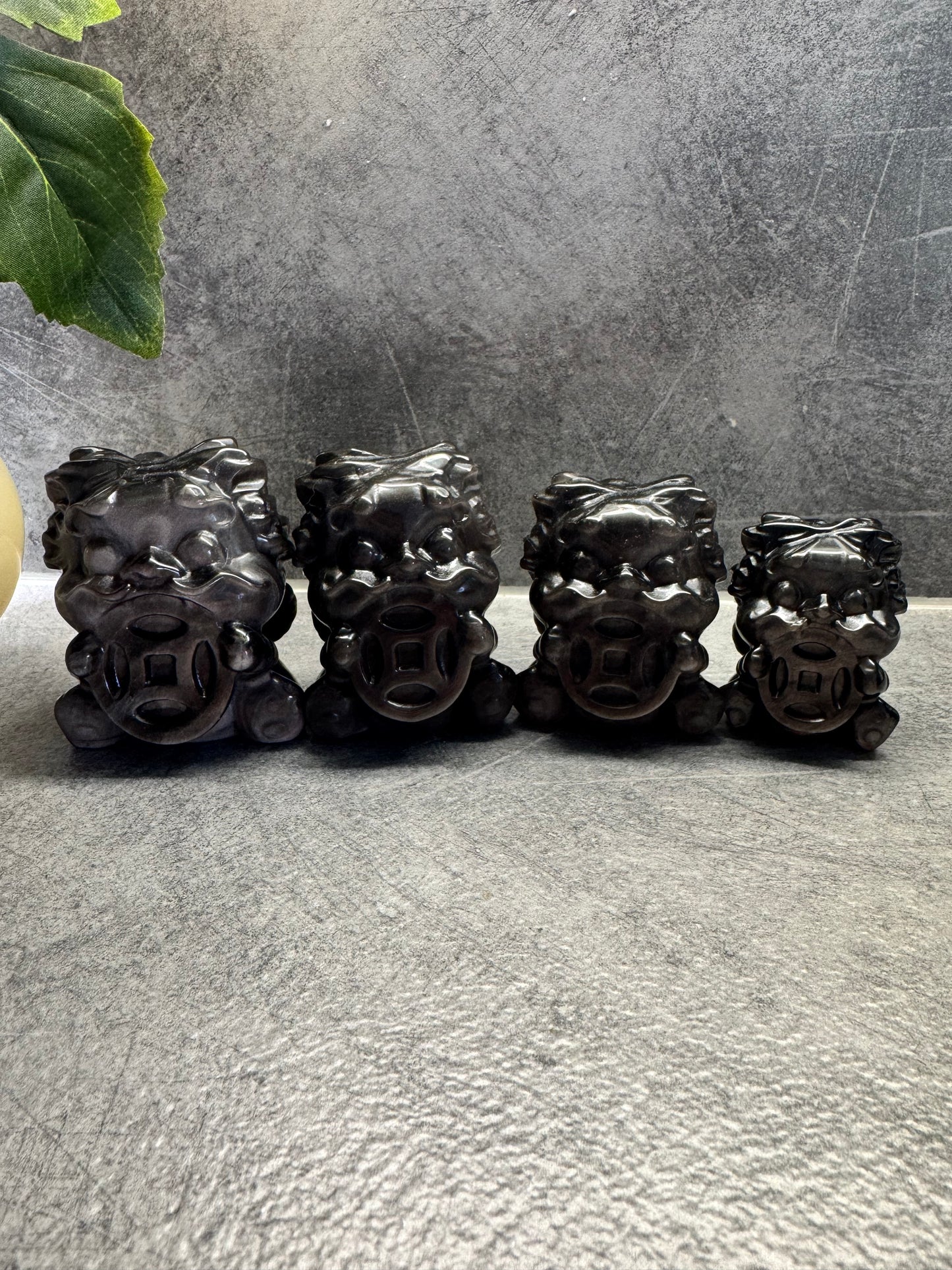 Hopea Obsidiaani onnen tuoja olento